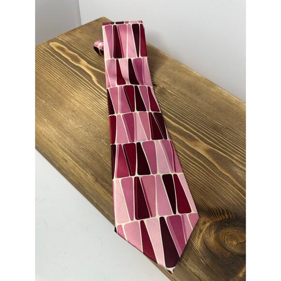 Murano Italia Mens Neck Tie 100% Silk Geometric Triangle Pattern Long 62"x4" - Picture 1 of 8